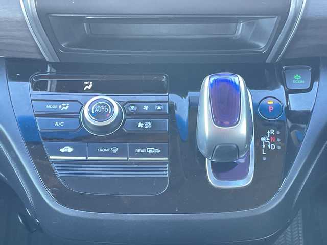 ホンダ フリード ハイブリット G ホンダセンシング 山梨県 2019(平31)年 5.8万km プレミアムスパークルブラックパール 社外カロッツェリアナビ　/フルセグ　/バックカメラ　/ETC　/両側パワースライドドア　/純正15インチアルミホイール　/ハーフレザーシート　/革巻きステアリング　/クルーズコントロール　/LEDライト