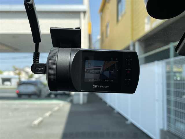 スズキ スイフト スポーツ 和歌山県 2014(平26)年 6.4万km チャンピオンイエロー 社外ナビ/（AM/FM/フルセグTV/USB/DVD/Bluetooth/SD/HDMI）/6MT/3連メーター/社外レーダー/TEIN FDFC車高調/カーボンボンネット/カーボングリル/カーボンリアウィング/フルエアロ/Greddyフロントリップスポイラー/mseマフラー/ADVANRacing　RSII17インチホイール/momoハンドル/スマホ連動ドライブレコーダー/フォグランプ/プッシュスタート/純正マット/取扱説明書/保証書/純正　フロントグリル/ハンドル有
