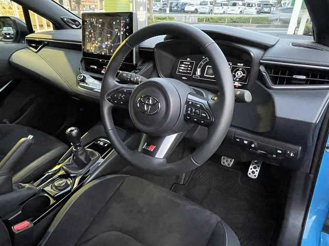 トヨタ ＧＲカローラ RZ 埼玉県 2023(令5)年 1.4万km シアンM ワンオーナー車/50台限定シアンメタリック/ハーフレザーシート/JBLサウンド/純正ナビTV/バックカメラ/ビルトインETC2.0/純正前後ドラレコ/LEDヘッドライト/クリアランスソナー/純正18インチアルミ/レーダークルーズコントロール/衝突軽減ブレーキ/プッシュスタート/スマートキー/保証書付整備手帳/取扱説明書