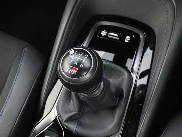 トヨタ ＧＲカローラ RZ 埼玉県 2023(令5)年 1.4万km シアンM ワンオーナー車/50台限定シアンメタリック/ハーフレザーシート/JBLサウンド/純正ナビTV/バックカメラ/ビルトインETC2.0/純正前後ドラレコ/LEDヘッドライト/クリアランスソナー/純正18インチアルミ/レーダークルーズコントロール/衝突軽減ブレーキ/プッシュスタート/スマートキー/保証書付整備手帳/取扱説明書