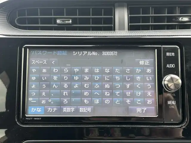 トヨタ アクア S スタイルブラック 奈良県 2018(平30)年 1.1万km ライムホワイトパールクリスタルシャイン 純正7インチナビ（ＮＳＺＴ－Ｗ６６Ｔ）/バックカメラ/衝突軽減システム/レーンキープ/プッシュスタート/電動格納ミラー/ステアリングスイッチ/純正ホイールキャップ/保証書/取り扱い説明書/スペアキーX1