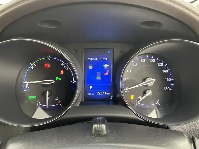 トヨタ Ｃ－ＨＲ G 岡山県 2017(平29)年 5.4万km ホワイトパールクリスタルシャイン 純正SDナビ/型番：NSZT-W66T/　・バックカメラ/　・FM/AM/Bluetooth/フルセグ/CD/DVD/ハーフレザーシート/・前席シートヒーター/トヨタセーフティーセンス/・プリクラッシュセーフティ/・レーンディパーチャーアラート/・オートマチックハイビーム/・レーダークルーズコントロール/・コーナーセンサー/ブラインドスポットモニター/エアロ（フロント）/ETC/オートブレーキホールド/TVキャンセラー/LEDヘッドライト/純正18インチアルミ/ドアバイザー