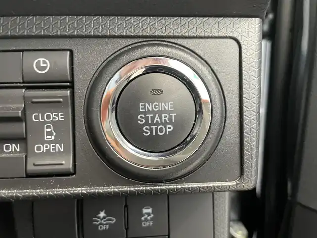 ダイハツ タント カスタム RS 鹿児島県 2024(令6)年 1.5万km クロムグレーメタリック 禁煙車/社外ナビ（Bluetooth/フルセグTV/CD・DVD）/バックカメラ/ハーフレザーシート/両側パワースライドドア/スマートアシスト/電動パーキングブレーキ/オートブレーキホールド/ＥＴＣ/電格ミラー/フォグランプ/ＬＥＤヘッドライト/オートライト/オートマチックハイビーム/本革巻きステアリング/ドアバイザー/純正１５インチアルミホイール/スマートキー/プッシュスタート