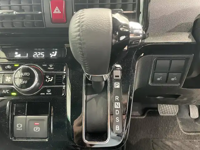 ダイハツ タント カスタム RS 鹿児島県 2024(令6)年 1.5万km クロムグレーメタリック 禁煙車/社外ナビ（Bluetooth/フルセグTV/CD・DVD）/バックカメラ/ハーフレザーシート/両側パワースライドドア/スマートアシスト/電動パーキングブレーキ/オートブレーキホールド/ＥＴＣ/電格ミラー/フォグランプ/ＬＥＤヘッドライト/オートライト/オートマチックハイビーム/本革巻きステアリング/ドアバイザー/純正１５インチアルミホイール/スマートキー/プッシュスタート