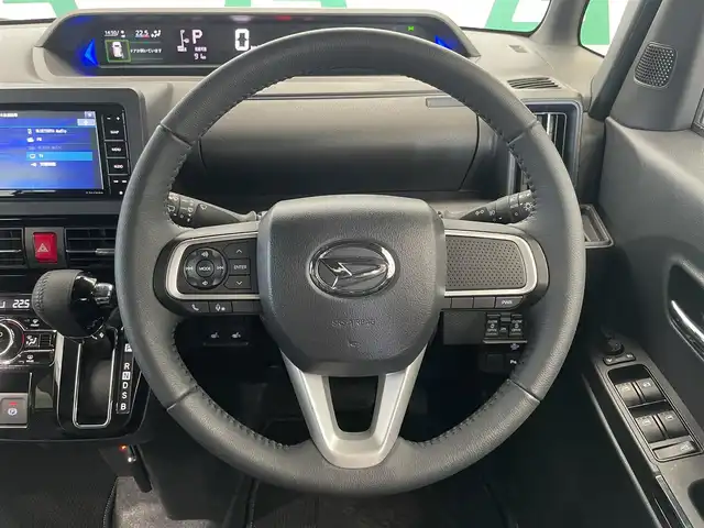 ダイハツ タント カスタム RS 鹿児島県 2024(令6)年 1.5万km クロムグレーメタリック 禁煙車/社外ナビ（Bluetooth/フルセグTV/CD・DVD）/バックカメラ/ハーフレザーシート/両側パワースライドドア/スマートアシスト/電動パーキングブレーキ/オートブレーキホールド/ＥＴＣ/電格ミラー/フォグランプ/ＬＥＤヘッドライト/オートライト/オートマチックハイビーム/本革巻きステアリング/ドアバイザー/純正１５インチアルミホイール/スマートキー/プッシュスタート