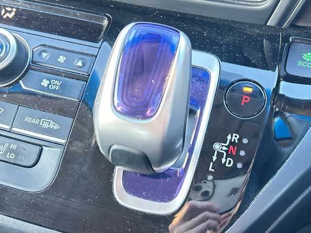 ホンダ フリード ハイブリット G ホンダセンシング 山梨県 2019(令1)年 6.2万km プレミアムスパークルブラックパール 純正ナビ　/４ＷＤ　/両側パワースライドドア　/フルセグ　/クルーズコントロール　/バックカメラ　/前方ドライブレコーダー　/ハーフレザーシート　/前席両側シートヒーター　/アクティブコーナリングライト