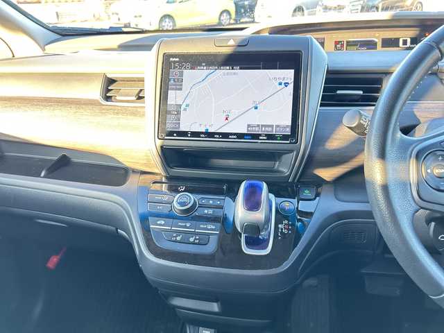 ホンダ フリード ハイブリット G ホンダセンシング 山梨県 2019(令1)年 6.2万km プレミアムスパークルブラックパール 純正ナビ　/４ＷＤ　/両側パワースライドドア　/フルセグ　/クルーズコントロール　/バックカメラ　/前方ドライブレコーダー　/ハーフレザーシート　/前席両側シートヒーター　/アクティブコーナリングライト