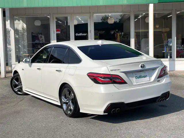 トヨタ クラウン ハイブリッド RS アドバンス 千葉県 2020(令2)年 8.2万km ホワイトパールクリスタルシャイン 黒レザーシート/純正メーカーオプションSDナビ/・CD/DVD/MSV/Bluetooth/フルセグTV/パノラミックビューカメラ/デジタルインナーミラー/パーキングアシスト/トヨタセーフティーセンス/・プリクラッシュセーフティー/・レーンディパーチャーアラート/・パーキングサポートブレーキ/・リヤクロストラフィックアラート/・ロードサインアシスト/・ブラインドスポットモニター/・リヤカメラディテクション/・アダプティブクルーズコントロール/・オートマチックハイビーム/前席パワーシート/前席シートヒーター/前席シートベンチレーション/ステアリングヒーター/スマートキー/前後コーナーセンサー/トランクイージークローザー/ヘッドアップディスプレイ/パドルシフト/純正18インチアルミホイール/純正LEDヘッドライト/フォグランプ/社外前後ドライブレコーダー/ビルトインETC2.0/ドアバイザー/サイド＆カーテンエアバッグ/取扱説明書