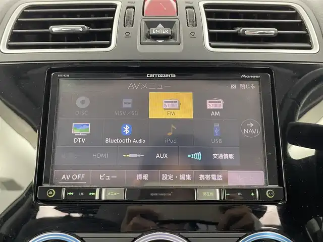 スバル フォレスター S－リミテッド スマートED 大分県 2017(平29)年 5.7万km クリスタルホワイトP 社外SDナビ/（フルセグ/CD/DVD/Bluetooth）/４WD/アイサイト/レーダークルーズコントロール/レーンアシスト/ハーフレザーシート/パドルシフト/バックカメラ/ETC/S/iドライブ/前席シートヒーター/電動格納ラー/純正アルミホイール/純正フロアマット