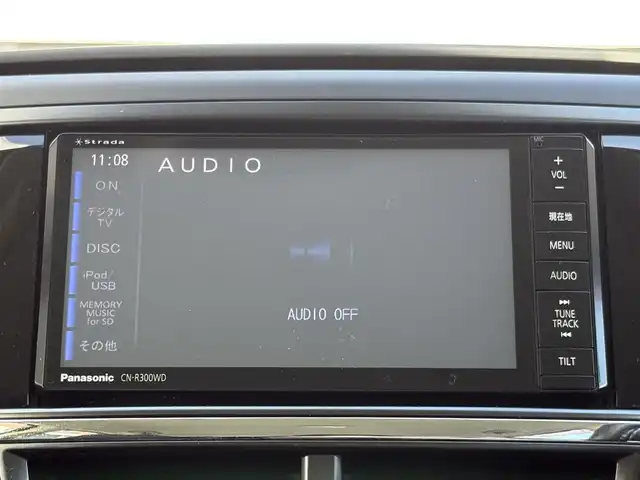 スバル エクシーガ 2．5i 三重県 2014(平26)年 7.7万km サテンホワイトパール ♪ワンオーナー/純正ナビ/・フルセグ・DVD再生/・CD・SD録音/・バックカメラ/ドライブレコーダー/純正17インチAW/HIDヘッドライト/フォグライト/オートライト/ウィンカーミラー/電格ミラー/革巻ステアリング/クルーズコントロール/パドルシフト/プライバシーガラス/フロアマット/ドアバイザー/ETC