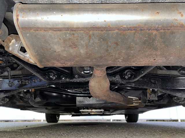 トヨタ プリウス A 岩手県 2016(平28)年 14.6万km グレーメタリック ４ＷＤ　寒冷地仕様　ＳＤナビ　ＢＴ　ＣＤ　ＤＶＤ　バックＣ　オートＬＥＤライト　オートマチックハイビーム　ビルトインＥＴＣ　パーキングアシスト　クルーズコントロール　前後コーナーセンサー　スマートキー