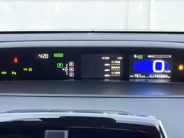 トヨタ プリウス A 岩手県 2016(平28)年 14.6万km グレーメタリック ４ＷＤ　寒冷地仕様　ＳＤナビ　ＢＴ　ＣＤ　ＤＶＤ　バックＣ　オートＬＥＤライト　オートマチックハイビーム　ビルトインＥＴＣ　パーキングアシスト　クルーズコントロール　前後コーナーセンサー　スマートキー