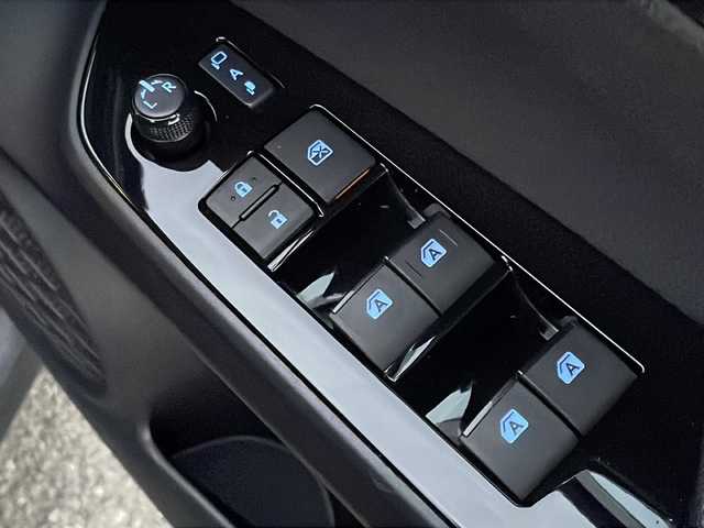 トヨタ プリウス A 岩手県 2016(平28)年 14.6万km グレーメタリック ４ＷＤ　寒冷地仕様　ＳＤナビ　ＢＴ　ＣＤ　ＤＶＤ　バックＣ　オートＬＥＤライト　オートマチックハイビーム　ビルトインＥＴＣ　パーキングアシスト　クルーズコントロール　前後コーナーセンサー　スマートキー