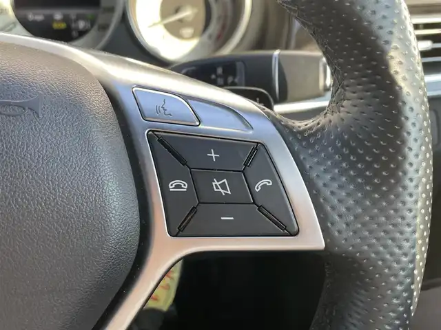 メルセデス・ベンツ Ｅ２５０ アバンギャルド 滋賀県 2014(平26)年 3.9万km ヒヤシンスレッド 純正ナビ/(Bluetooth/フルセグ/CD/DVD)/レーダーセーフテフィパッケージ/・レーダークルーズコントロール/・レーンキープアシスト/・衝突軽減ブレーキ/ブラインドスポットモニター/コーナーセンサー/メモリ付きパワーシート/シートヒーター/前後ドラレコ/LEDオートライト/フォグ/パドルシフト/ブレーキホールド/電動格納ミラー/ETC