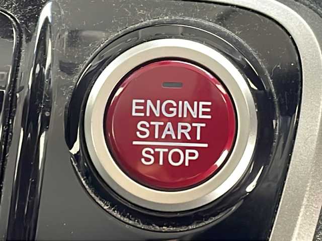 ホンダ Ｎ ＢＯＸ G ターボ SSパッケージ 沖縄県 2014(平26)年 4.3万km スマートブラック 純正ナビ(VXM-145VSi)/（TV　DVD　Bluetooth接続）/バックカメラ/クルーズコントロール/両側パワースライドドア/スマートキー/プッシュスタート/パドルシフト/ステアリングスイッチ/純正フロアマット/純正14インチアルミホイール/オートライト/ドアバイザー/電動格納ウインカーミラー
