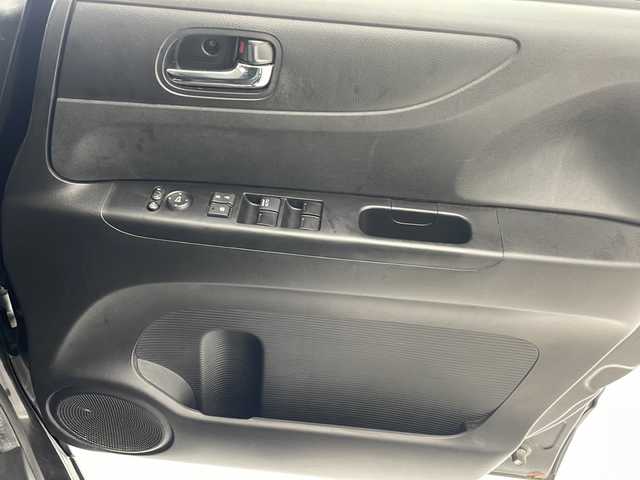 ホンダ Ｎ ＢＯＸ G ターボ SSパッケージ 沖縄県 2014(平26)年 4.3万km スマートブラック 純正ナビ(VXM-145VSi)/（TV　DVD　Bluetooth接続）/バックカメラ/クルーズコントロール/両側パワースライドドア/スマートキー/プッシュスタート/パドルシフト/ステアリングスイッチ/純正フロアマット/純正14インチアルミホイール/オートライト/ドアバイザー/電動格納ウインカーミラー
