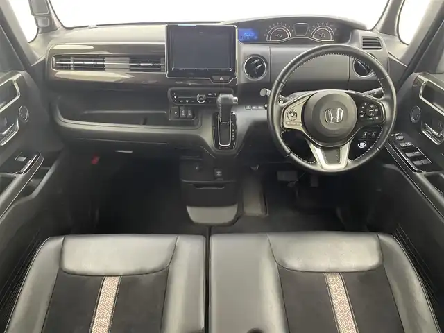 ホンダ Ｎ ＢＯＸ カスタム G L ターボ ホンダセンシング 兵庫県 2019(令1)年 2.9万km 白Ⅱ 社外ナビ(Bluetooth/CD/DVD/SD/フルセグTV)/ビルトインETC/ドライブレコーダー/シートヒーター/ハーフレザーシート/両側パワースライドドア/クルーズコントロール/LEDヘッドライト/オートライト/路外逸脱抑制システム/衝突軽減システム/スぺアキー/スマートキー/ドアバイザー