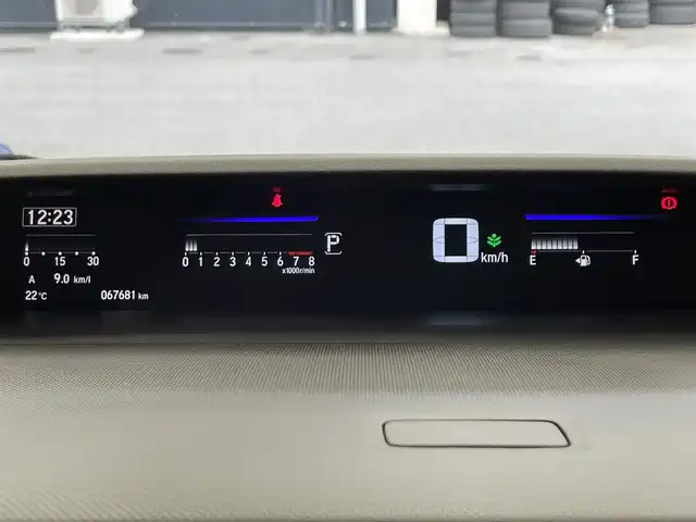 ホンダ ステップワゴン スパーダ クールスピリット 滋賀県 2016(平28)年 6.8万km プレミアムスパークルブラックパール 禁煙車/純正9型ナビ【CD/DVD/Bluetooth/フルセグ】/バックカメラ/両側パワースライドドア/フリップダウンモニター/前後ドラレコ/D/Nシートヒーター/ハーフレザーシート/ビルトインETC/ホンダセンシング/パドルシフト/WAC/ステアリングリモコン/プッシュスタート/スマートキー