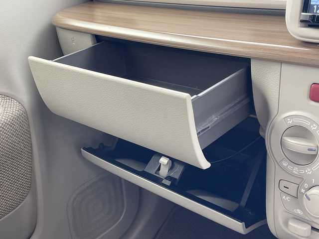 スズキ ラパン S 岐阜県 2020(令2)年 6.3万km シフォンアイボリーメタリック 社外8インチSDナビ（MDV-S707L)/フルセグ/BT/USB/DVD/全方位モニター/ビルトインETC/スズキセーフティサポート/デュアルセンサーブレーキ/車線逸脱警報機能/コーナーセンサー/運転席シートヒーター/アイドリングストップ/LEDオートライト/サイドバイザー/純正フロアマット/スマートキー