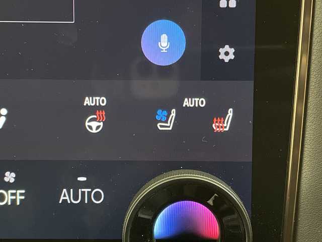 トヨタ ヴェルファイア ハイブリット Z プレミア 愛媛県 2024(令6)年 0.7万km スパークリングブラックパールクリスタルシャイン トヨタセーフティーセンス/左右独立ムーンルーフ/14インチディスプレイオーディオ/フルセグTV　AppleCarPlay AndroidAuto/Bluetooth/シートヒーター/全周囲カメラ/アダプティブクルーズコントロール/ブラインドスポットモニター/デジタルインナーミラー/パワーバックドア/エグゼクティブパワーシート（プレミアムナッパ本革シート表皮）/パワーオットマン/大型アームレスト（カップホルダー各席1個）/折り畳み式サイドテーブル/快適温熱シート