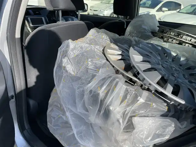 トヨタ アリオン A18 新潟県 2012(平24)年 8.1万km シルバーM ワンオーナー/メモリナビ/ワンセグテレビ/社外ホイールスタッドレスタイヤ装着/純正ホイール車載/ウィンカーミラー/ドアバイザー/純正フロアマット/電動格納ドアミラー