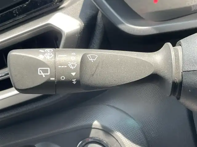 ダイハツ ロッキー G 滋賀県 2020(令2)年 3.8万km ブラックマイカメタリック/コンパーノレッド 純正9型ナビ　/・フルセグTV/・CD/・DVD/・Bluetooth/・USB/・HDMI/・バックカメラ/ドラレコ/ETC/次世代スマートアシスト/・衝突被害軽減システム/・車線逸脱警報抑制機能/・レーダークルーズコントロール/・誤発進抑制機能/・ふらつき警報/・先行車発進お知らせ機能/・進入禁止標識認識機能/・オートハイビーム/・サイドビューランプ/シートヒーター/コーナーセンサー/オートライト/フォグランプ/電格ウィンカーミラー