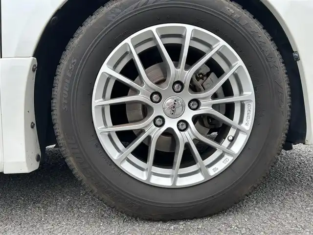 トヨタ ヴォクシー ZS G’s 静岡県 2010(平22)年 9.2万km 白 純性SDナビ（NHZN-W60G 76045）/ 【CD/DVD/BT/地デジTV】/純性LEDヘッドライト/社外16インチAW/G`sフロアマット/G`sエアロパーツ/ウォークスルー/バックカメラ/ETC/スマートキー/3列シート/Bluetooth接続/両側パワースライドドア/フルフラットシート/7人乗り/エンジンスタートボタン