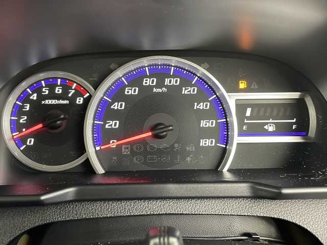 トヨタ ルーミー カスタムG S 千葉県 2018(平30)年 5.1万km パールホワイトⅢ 衝突軽減ブレーキ/レーンキープアシスト/両側パワースライドア/純正9インチメモリナビ/　CD/DVD/BT/フルセグTV/ビルトインETC/バックカメラ/クルーズコントロール/前席シートヒーター/ステアリングスイッチ/革巻きステアリング/電動格納ミラー/スマートキー＆プッシュスタート/純正14インチアルミホイール/LEDヘッドライト/フォグライト