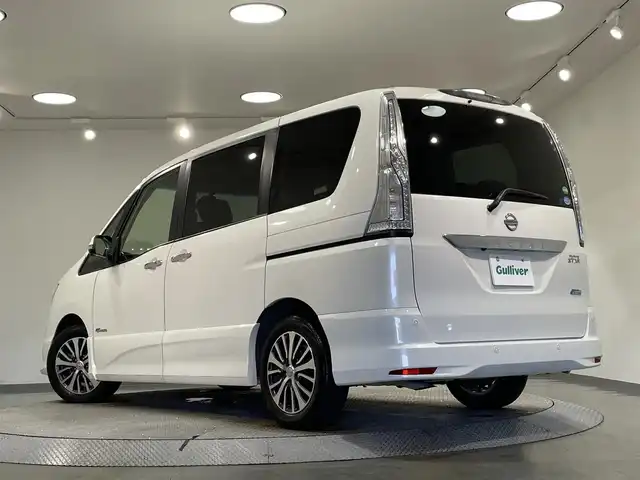日産 セレナ ハイウェイスター Sハイブリッド 愛知県 2014(平26)年 9.2万km ブリリアントホワイトパール 純正ナビ　/（Bluetooth/FM/AM/地デジ/SD)/アラウンドビューモニター　/衝突軽減ブレーキ　/前後ドライブレコーダー　/ビルトインＥＴＣ　/片側パワースライドドア　/コーナーセンサー　/後席サンシェード　/純正フロアマット　/アイドリングストップ/プッシュスタート/　　-スマートキー