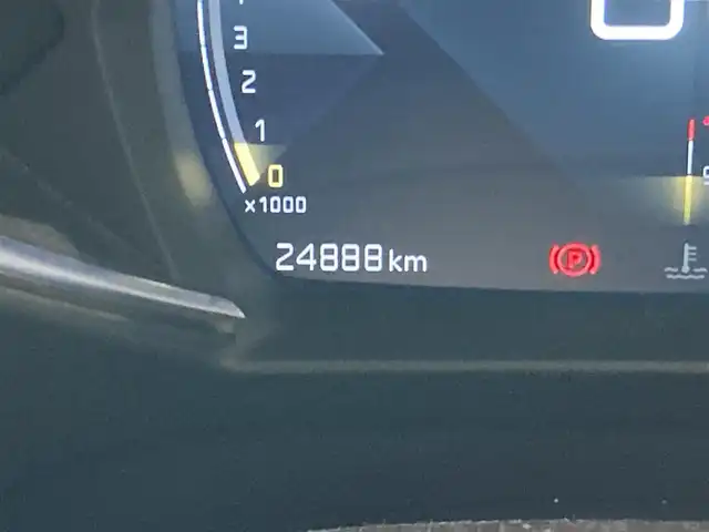 ＤＳオートモビル ＤＳ３ クロスバック ソーシック 熊本県 2021(令3)年 2.5万km BLANC PERLE NACRE ・スマートキー/・プッシュスタート/・アクティブセーフティブレーキ/・トラフィックサインインフォメーション/・ブラインドスポットモニター/・アダプティブライト/・パーキングセンサー/・クルーズコントロール(追従式)/・ハーフレザーシート/・純正メモリナビ/　【Bluetooth・USB・AppleCarPlay・AndroidAuto】/・フルセグTV/・バックカメラ/・ETC/・ドライブレコーダー（前方録画）/・ワイヤレス充電/・LEDヘッドランプ/・純正マット/・保証書/取説