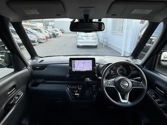 日産 ルークス HWS X プロパイロットED 大阪府 2021(令3)年 12万km ブラック (株)IDOMが運営する【じしゃロン東大阪店】の自社ローン専用車両になりますこちらは現金またはオートローンご利用時の価格です。自社ローンご希望の方は別途その旨お申付け下さい/プロパイロットエディション/　自動車専用道路で先行車両との車間距離を一定に/　保つようにハンドル操作を支援し、ドライバーの運転を/　サポートする、同一車線運転支援技術/純正9インチナビ/フルセグTV/Bluetooth/全方向位カメラ/レーダークルーズコントロール/エマージェンシーブレーキ/車線逸脱防止装置/クリアランスソナー/ビルトインETC/ドラレコ/両側パワースライドドア/LEDヘッドライト/LEDフォグライト/取説（車両・ナビ）