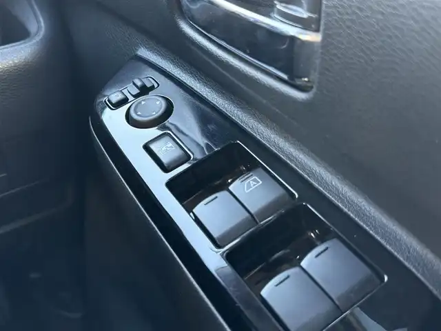 日産 ルークス HWS X プロパイロットED 大阪府 2021(令3)年 12万km ブラック (株)IDOMが運営する【じしゃロン東大阪店】の自社ローン専用車両になりますこちらは現金またはオートローンご利用時の価格です。自社ローンご希望の方は別途その旨お申付け下さい/プロパイロットエディション/　自動車専用道路で先行車両との車間距離を一定に/　保つようにハンドル操作を支援し、ドライバーの運転を/　サポートする、同一車線運転支援技術/純正9インチナビ/フルセグTV/Bluetooth/全方向位カメラ/レーダークルーズコントロール/エマージェンシーブレーキ/車線逸脱防止装置/クリアランスソナー/ビルトインETC/ドラレコ/両側パワースライドドア/LEDヘッドライト/LEDフォグライト/取説（車両・ナビ）