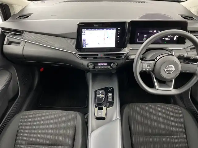 日産 ノート X 愛知県 2024(令6)年 0.3万km ダークメタルグレー 禁煙車/純正9インチナビ/（AM/FM/Bluetooth/フルセグTV)/バックカメラ/エマージェンシーブレーキ/車線逸脱警報システム/クリアランスソナー/ETC/前後ドライブレコーダー/スマートキー/スペアキー有/電子パーキング/プッシュスタート/フロアマット/横滑り防止装置/LEDヘッドライト