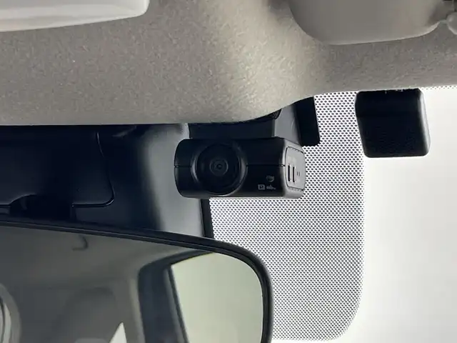 日産 ノート X 愛知県 2024(令6)年 0.3万km ダークメタルグレー 禁煙車/純正9インチナビ/（AM/FM/Bluetooth/フルセグTV)/バックカメラ/エマージェンシーブレーキ/車線逸脱警報システム/クリアランスソナー/ETC/前後ドライブレコーダー/スマートキー/スペアキー有/電子パーキング/プッシュスタート/フロアマット/横滑り防止装置/LEDヘッドライト