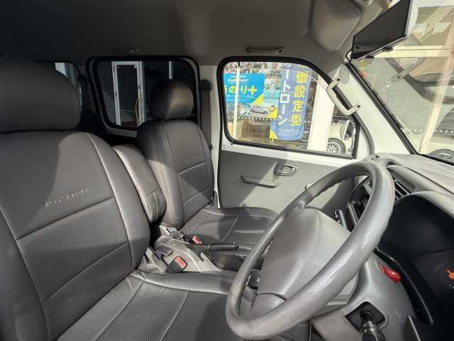 スズキ エブリイ PA 長崎県 2001(平13)年 5.1万km パール CD/AM.FM/全席シートカバー/VWバス仕様/パールホワイト全塗装/シガーソケット/ドアバイザー/普通車登録　構造変更済み