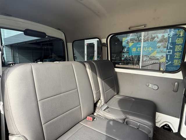 スズキ エブリイ PA 長崎県 2001(平13)年 5.1万km パール CD/AM.FM/全席シートカバー/VWバス仕様/パールホワイト全塗装/シガーソケット/ドアバイザー/普通車登録　構造変更済み