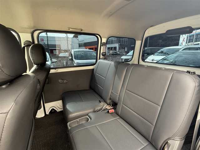 スズキ エブリイ PA 長崎県 2001(平13)年 5.1万km パール CD/AM.FM/全席シートカバー/VWバス仕様/パールホワイト全塗装/シガーソケット/ドアバイザー/普通車登録　構造変更済み