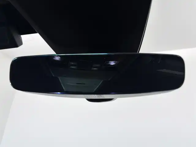 フォルクスワーゲン ティグアン TSI Rライン 愛知県 2022(令4)年 2.2万km 黒 ワンオーナー/純正9インチナビ/アラウンドビューカメラ/プリクラッシュブレーキシステム/アダプティブクルーズコントロール/横滑り防止装置/コーナーセンサー/レーンキープアシスト/オートライト/LEDヘッドライト/電動リアゲート/パワーシート/全席シートヒーター/ステアリングヒーター/ETC2.0/純正19インチアルミホイール/純正フロアマット/パーキングアシスト/プッシュスタート/スマートキー/スペアキー