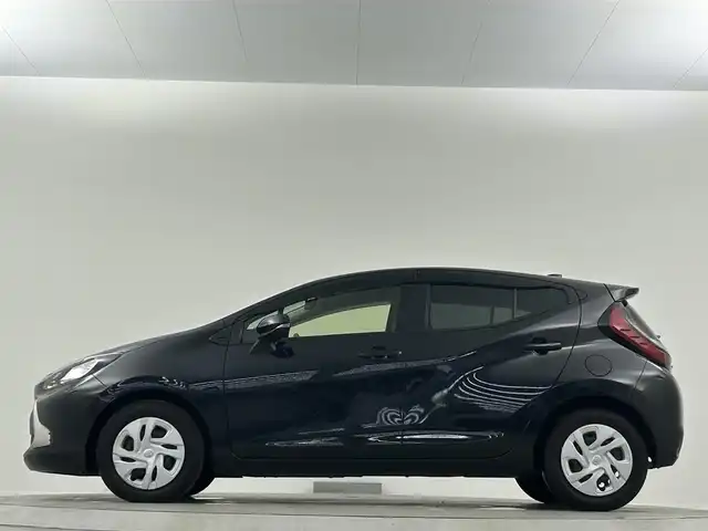 トヨタ アクア G 埼玉県 2022(令4)年 3万km ブラックマイカ 純正ディスプレイオーディオ　Bカメラ　レーダークルーズ　AC100V　ドライブレコーダー　ビルトインETC　LEDオートライト　コーナーセンサー　