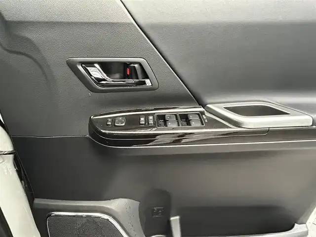 トヨタ ヴェルファイア 2．4Z ゴールデンアイズⅡ 鹿児島県 2014(平26)年 7.7万km ホワイトパールクリスタルシャイン 純正ナビ/バックカメラ/両側パワースライドドア /ビルトインETC/パワーバックドア/ヘッドレストモニター/クルーズコントロール/ハーフレザーシート/革巻きステアリング