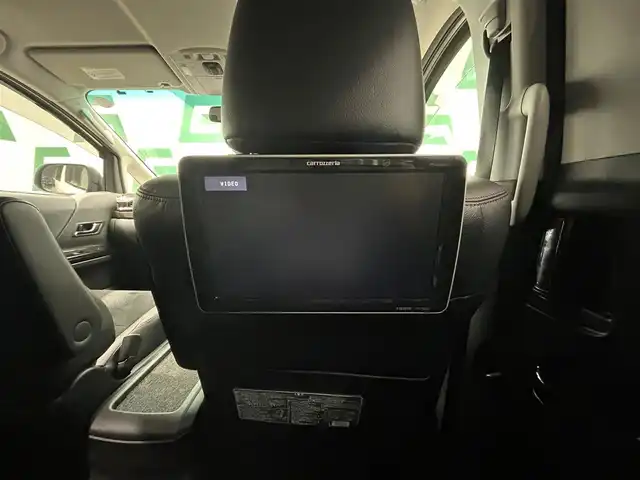 トヨタ ヴェルファイア 2．4Z ゴールデンアイズⅡ 鹿児島県 2014(平26)年 7.7万km ホワイトパールクリスタルシャイン 純正ナビ/バックカメラ/両側パワースライドドア /ビルトインETC/パワーバックドア/ヘッドレストモニター/クルーズコントロール/ハーフレザーシート/革巻きステアリング