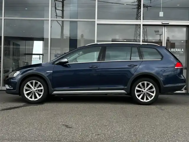 フォルクスワーゲン ゴルフ オールトラック TSI 4モーション 富山県 2016(平28)年 10.1万km 紺 SDナビ/フルセグTV/Bluetooth接続/AM/FMラジオ/DVD/CD再生/MirrorLink/ACC/4WD/アイドリングストップ/D/N席シートヒーター/D席パワーシート/サンルーフ/プッシュスタート/ETC/純正17インチAW