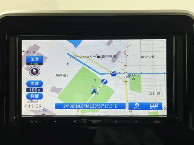 スズキ スペーシア HYBRID X 岡山県 2022(令4)年 1.9万km ピュアホワイトP 社外SDナビ/【Bluetooth/フルセグTV/CD/DVD】/型番:AVN-LS02/両側パワースライドドア/運転席シートヒーター/フロアマット/プッシュスタート/スマートキー/アイドリングストップ/コーナーセンサー（後）/レーンアシスト/横滑り防止装置