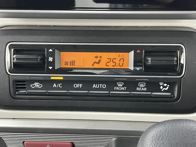スズキ スペーシア HYBRID X 岡山県 2022(令4)年 1.9万km ピュアホワイトP 社外SDナビ/【Bluetooth/フルセグTV/CD/DVD】/型番:AVN-LS02/両側パワースライドドア/運転席シートヒーター/フロアマット/プッシュスタート/スマートキー/アイドリングストップ/コーナーセンサー（後）/レーンアシスト/横滑り防止装置