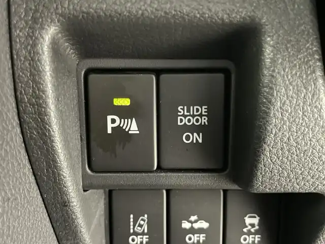 スズキ スペーシア HYBRID X 岡山県 2022(令4)年 1.9万km ピュアホワイトP 社外SDナビ/【Bluetooth/フルセグTV/CD/DVD】/型番:AVN-LS02/両側パワースライドドア/運転席シートヒーター/フロアマット/プッシュスタート/スマートキー/アイドリングストップ/コーナーセンサー（後）/レーンアシスト/横滑り防止装置