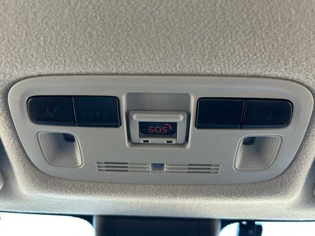 トヨタ アクア 山梨県 2022(令4)年 5.8万km クリアベージュメタリック 純正ナビ　/４WD/全方位カメラ　/ビルトインETC　/全席両側シートヒーター　/AC100V電源　/前後ドライブレコーダー　/LEDヘッドライト　/前後コーナーセンサー　/クルーズコントロール　/純正アルミホイール