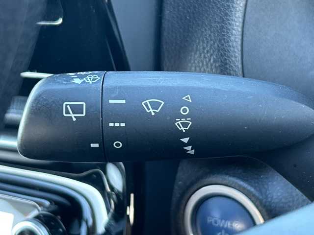 トヨタ アクア 山梨県 2022(令4)年 5.8万km クリアベージュメタリック 純正ナビ　/４WD/全方位カメラ　/ビルトインETC　/全席両側シートヒーター　/AC100V電源　/前後ドライブレコーダー　/LEDヘッドライト　/前後コーナーセンサー　/クルーズコントロール　/純正アルミホイール