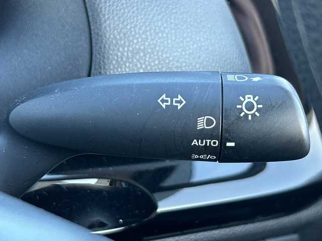 トヨタ アクア 山梨県 2022(令4)年 5.8万km クリアベージュメタリック 純正ナビ　/４WD/全方位カメラ　/ビルトインETC　/全席両側シートヒーター　/AC100V電源　/前後ドライブレコーダー　/LEDヘッドライト　/前後コーナーセンサー　/クルーズコントロール　/純正アルミホイール