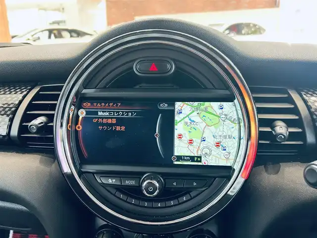 ＭＩＮＩ ミニ クーパー S 大阪府 2017(平29)年 5.4万km ペッパー・ホワイト ペッパーP/純正ナビ/TV/バックカメラ/純正17インチAW/USB/AUX/Bluetooth/ETC/スマートキー/パドルシフト