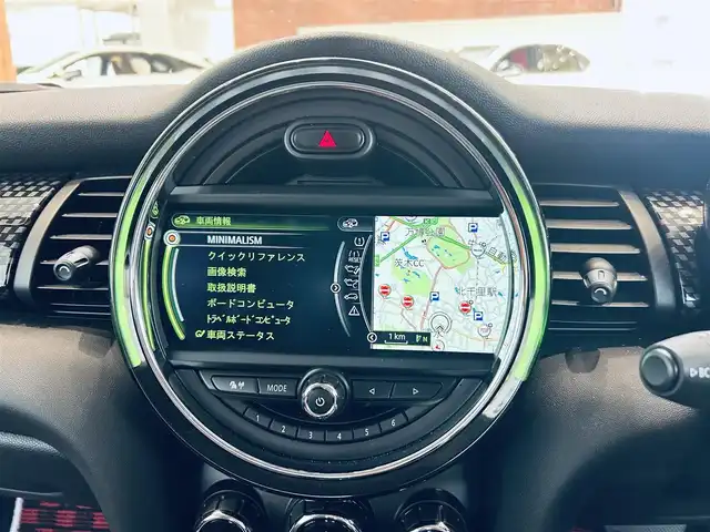 ＭＩＮＩ ミニ クーパー S 大阪府 2017(平29)年 5.4万km ペッパー・ホワイト ペッパーP/純正ナビ/TV/バックカメラ/純正17インチAW/USB/AUX/Bluetooth/ETC/スマートキー/パドルシフト